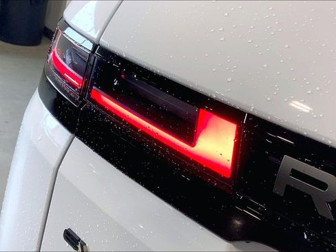 New 2026 Land Rover Range Rover Evoque Dynamic SE AWD/4WD image 14