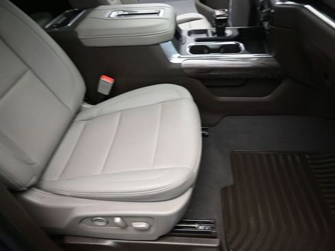 Used 2022 Chevrolet Silverado 1500 LTZ w/ LTZ Premium Package image 26