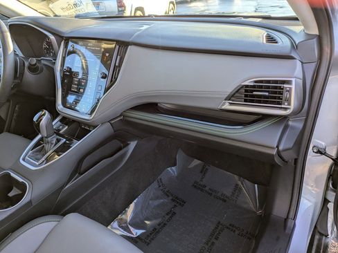 Used 2024 Subaru Outback Onyx Edition image 32