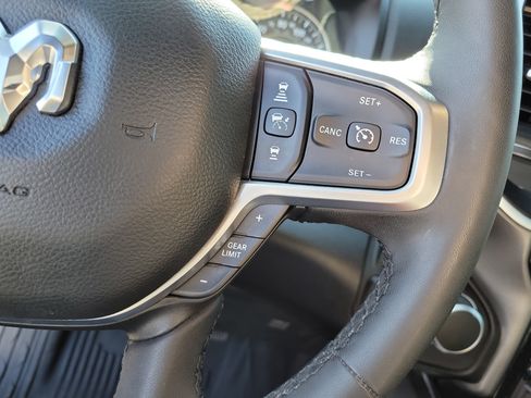 Used 2025 RAM 1500 Big Horn AWD/4WD image 24