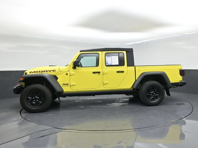 Used 2023 Jeep Gladiator Mojave AWD/4WD image 5