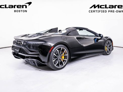 Used 2025 McLaren Artura Spider RWD image 7