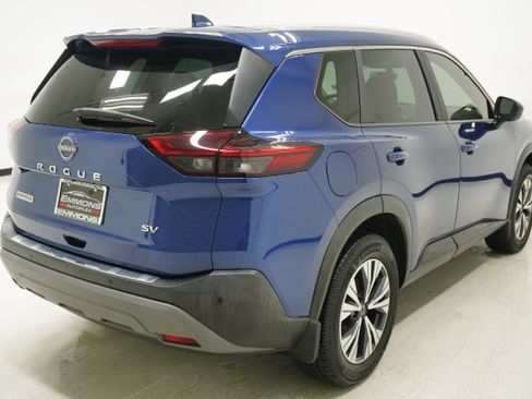 Used 2023 Nissan Rogue SV w/ SV Premium B Package FWD image 4
