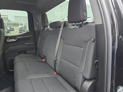 Used 2023 GMC Sierra 1500 Elevation image 17