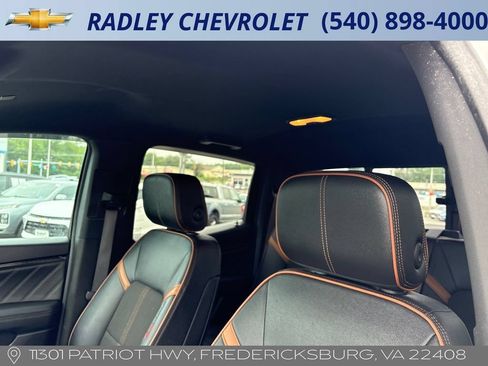 Certified 2023 GMC Canyon AT4 w/ Canyon Safety Plus Package AWD/4WD image 3