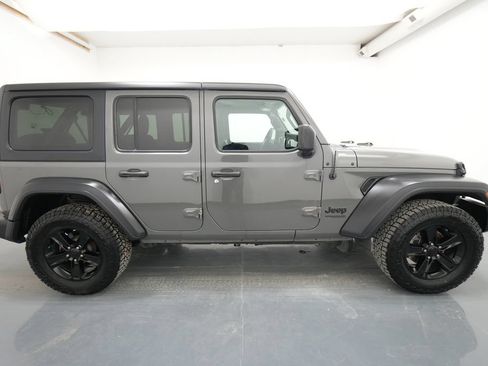 Used 2020 Jeep Wrangler Unlimited Sport AWD/4WD image 10