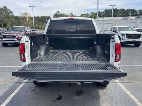 Used 2020 Ford F150 Lariat image 10