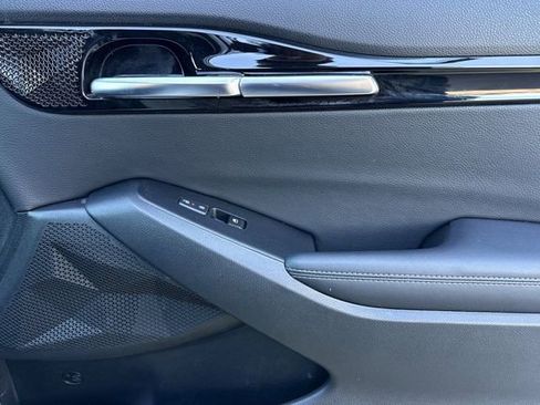 Certified 2024 Kia Seltos X-Line AWD/4WD image 23