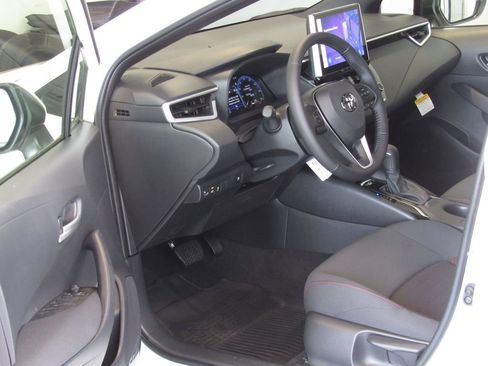 New 2026 Toyota Corolla SE w/ SE Premium Package AWD/4WD image 10