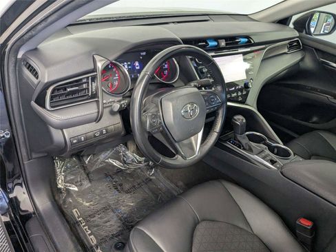 Used 2020 Toyota Camry XSE FWD image 10