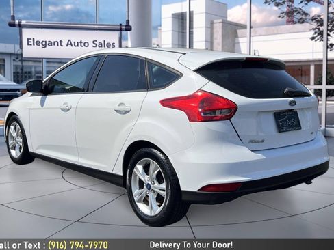 Used 2017 Ford Focus SE FWD image 7