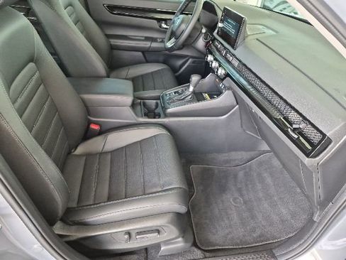 Certified 2025 Honda CR-V EX-L image 34