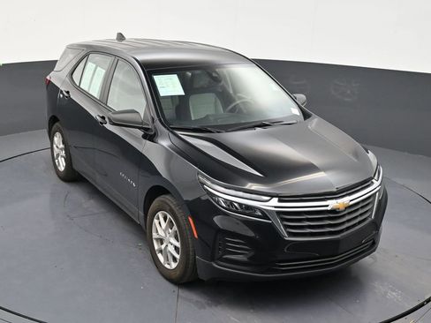 Used 2024 Chevrolet Equinox LS FWD image 18