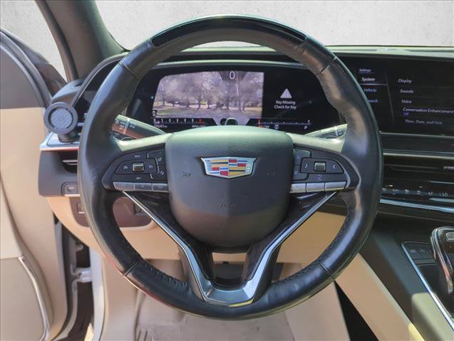Used 2023 Cadillac Escalade Premium Luxury AWD/4WD image 25