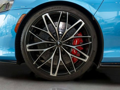Used 2023 McLaren GT RWD image 11