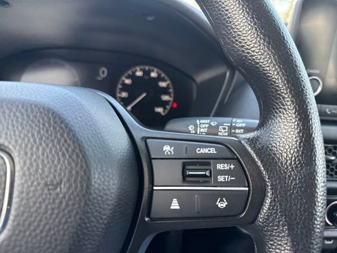Certified 2024 Honda HR-V LX image 25