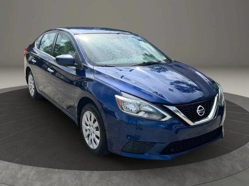 Used 2017 Nissan Sentra SV FWD image 1