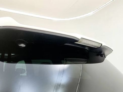 Used 2015 Toyota Highlander Limited Platinum FWD image 26
