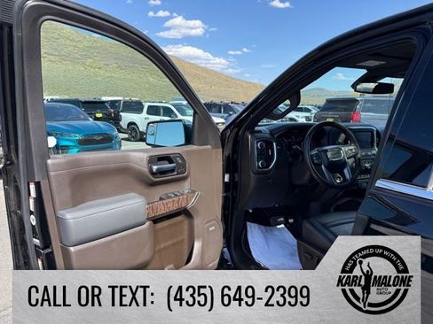 Used 2021 GMC Sierra 1500 Denali w/ Driver Alert Package II AWD/4WD image 13