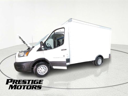 Used 2023 Ford Transit 350 DRW RWD image 13