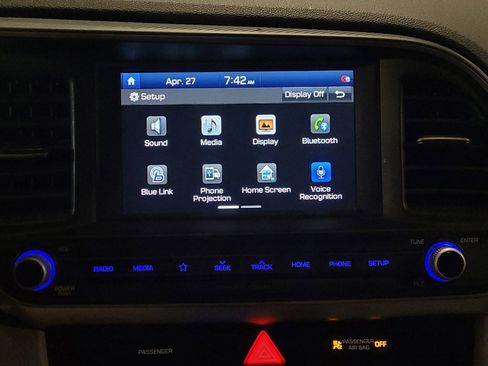 Used 2020 Hyundai Elantra Value Edition FWD image 25