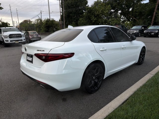 Used 2021 Alfa Romeo Giulia Sprint w/ Nero Edizione AWD/4WD image 8