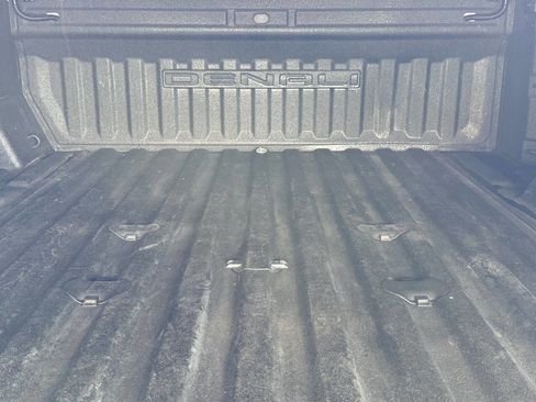 Used 2020 GMC Sierra 2500 Denali w/ Denali Ultimate Package image 11