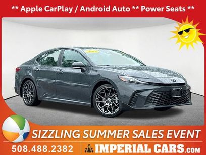 Used 2025 Toyota Camry SE w/ Convenience Package