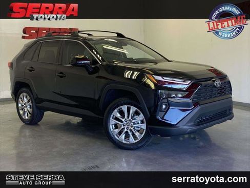 Certified 2025 Toyota RAV4 XLE Premium image 1