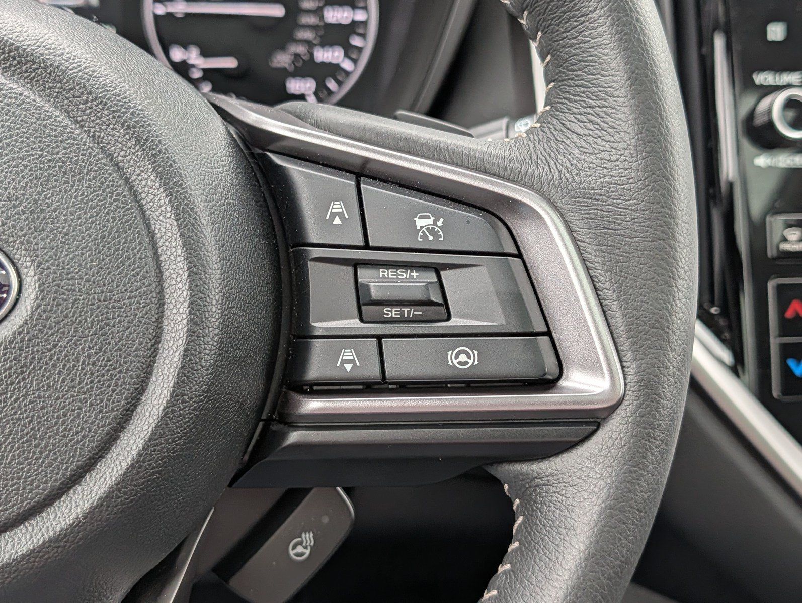 Certified 2026 Subaru Ascent Limited AWD/4WD image 29