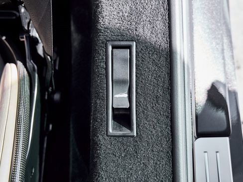 Used 2023 Ferrari SF90 Stradale image 43