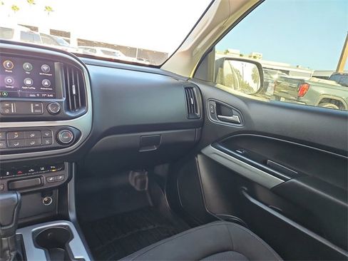 Used 2021 Chevrolet Colorado LT w/ Safety Package image 10