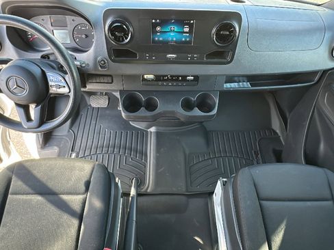 Used 2019 Mercedes-Benz Sprinter 144 Cargo image 25