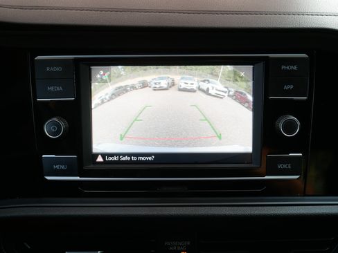 Used 2022 Volkswagen Jetta Sport FWD image 27
