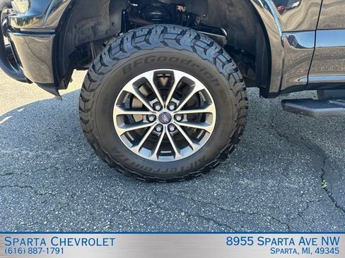 Used 2018 Ford F150 XLT w/ Equipment Group 302A Luxury AWD/4WD image 9