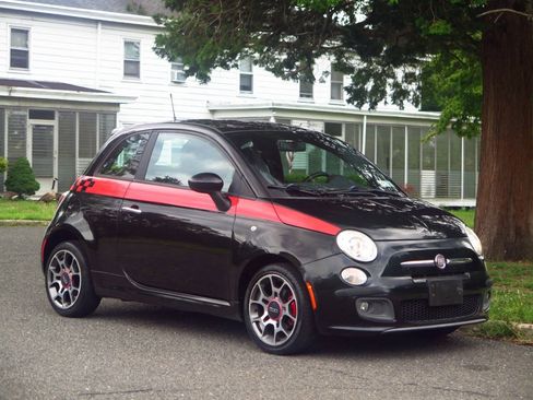 Used 2012 FIAT 500 Sport w/ Safety & Convenience Pkg FWD image 6