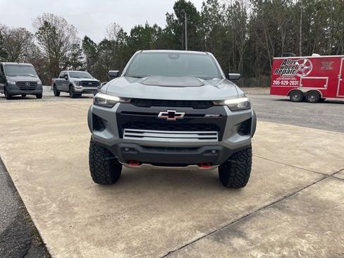 Used 2024 Chevrolet Colorado ZR2 w/ Safety Package image 2