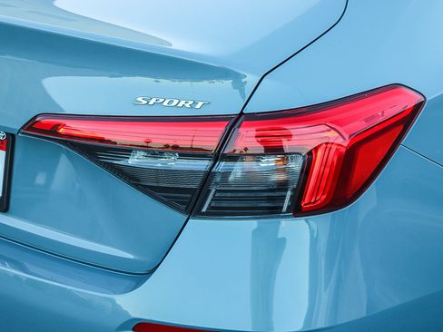 Used 2024 Honda Civic Sport image 11