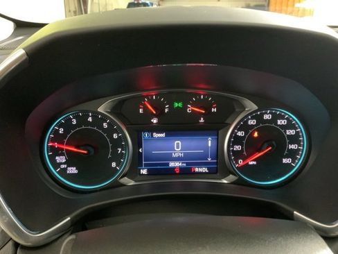 Used 2022 Chevrolet Equinox LT image 19