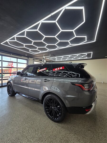 Used 2019 Land Rover Range Rover Sport HSE AWD/4WD image 27