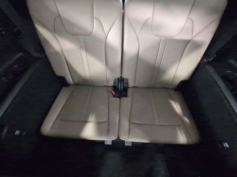 Used 2025 Kia Sorento SX Prestige w/ Olive Brown Leather Package AWD/4WD image 24