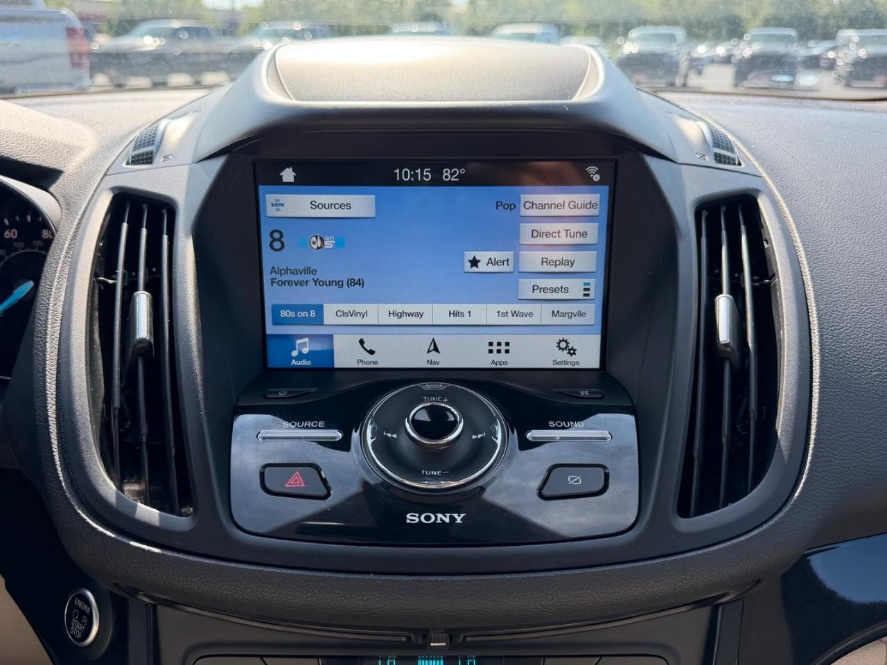 Used 2019 Ford Escape Titanium FWD image 16