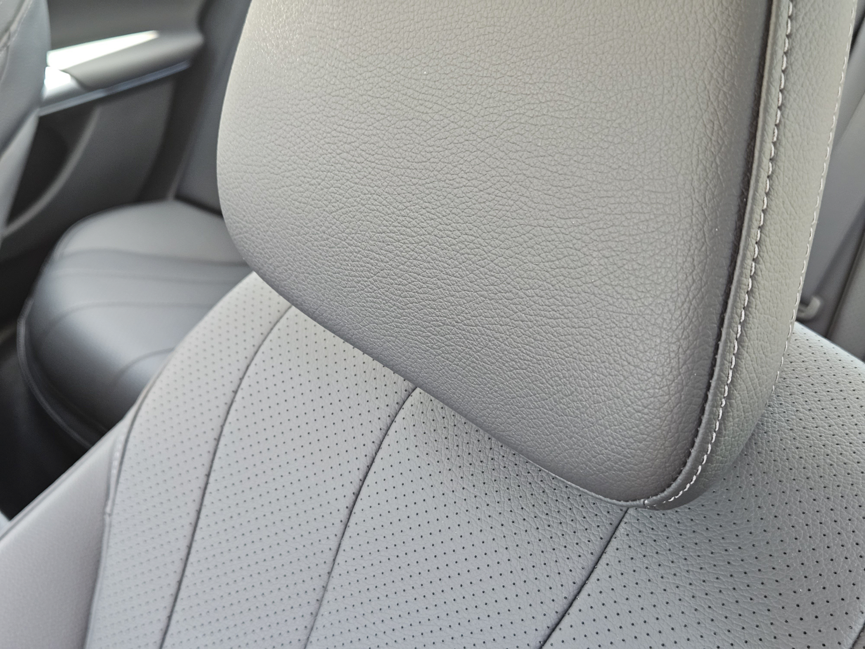 Certified 2026 Mercedes-Benz E 350 Sedan image 7