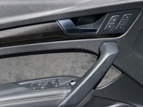 Used 2020 Audi SQ5 Premium Plus image 24