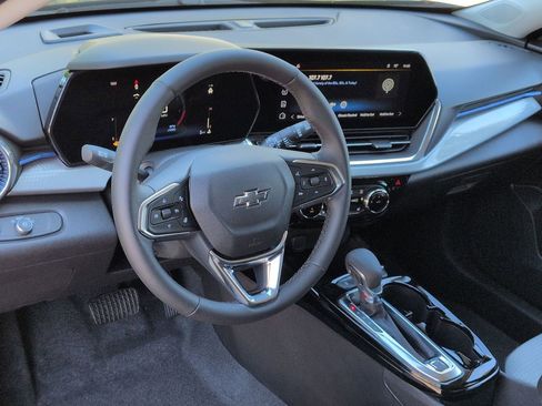 New 2026 Chevrolet Trax LT w/ Driver Confidence Package image 10