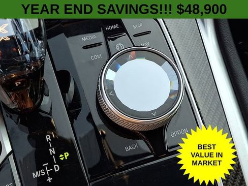 Used 2022 BMW X6 M50i w/ Executive Package image 29