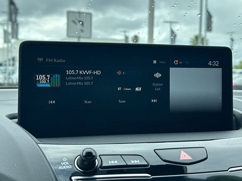 Used 2023 Acura RDX w/ Technology Package FWD image 18