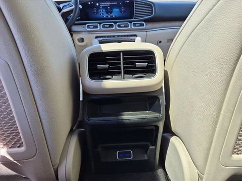 Used 2024 Mercedes-Benz GLE 350 4MATIC image 15