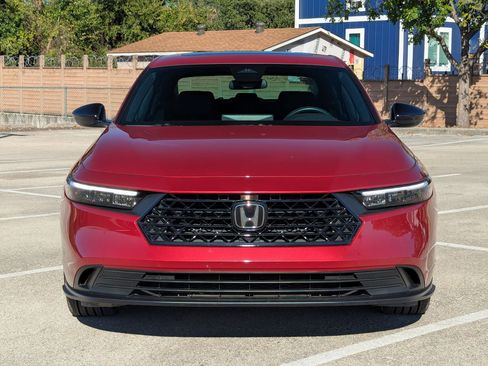 Used 2024 Honda Accord Sport image 9