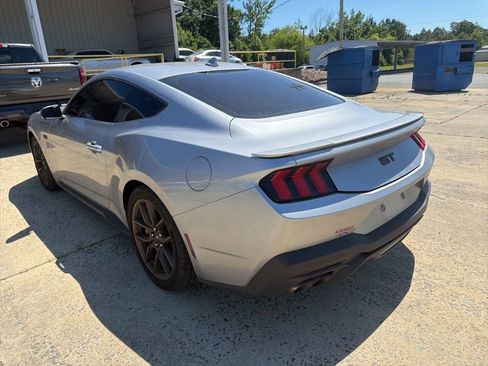 Used 2025 Ford Mustang GT Premium RWD image 6
